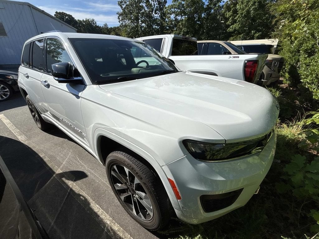 2022 Jeep Grand Cherokee Overland