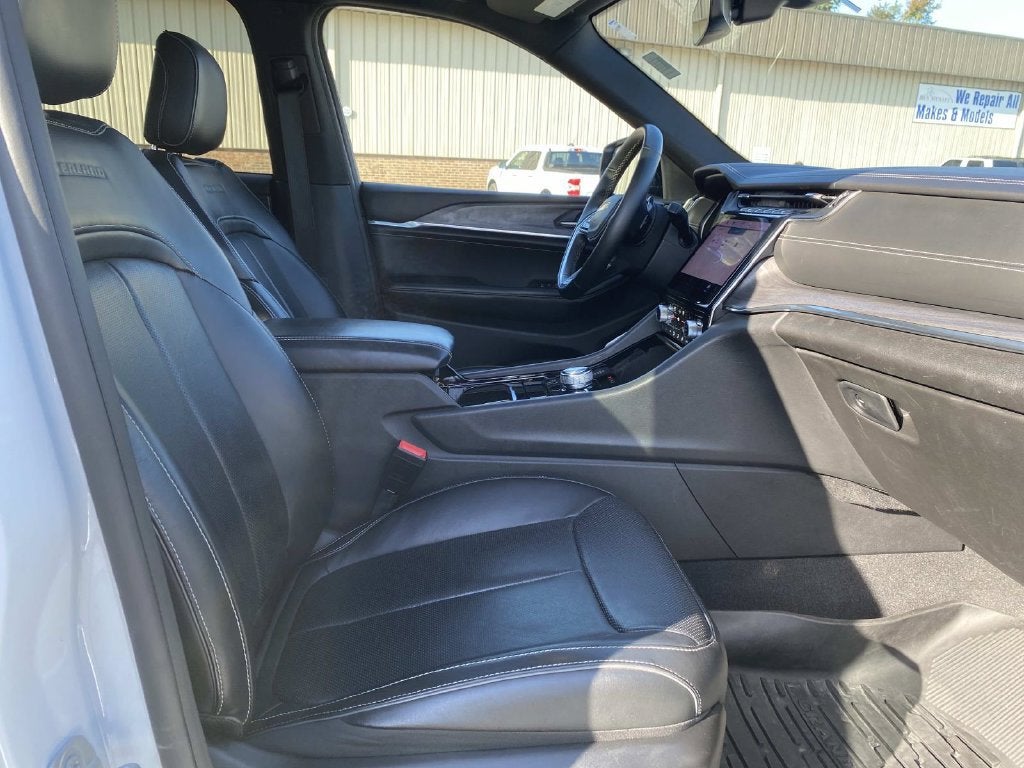 2022 Jeep Grand Cherokee Overland