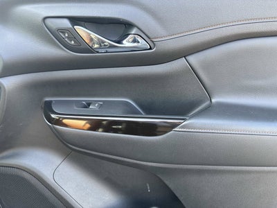 2020 GMC Acadia AT4