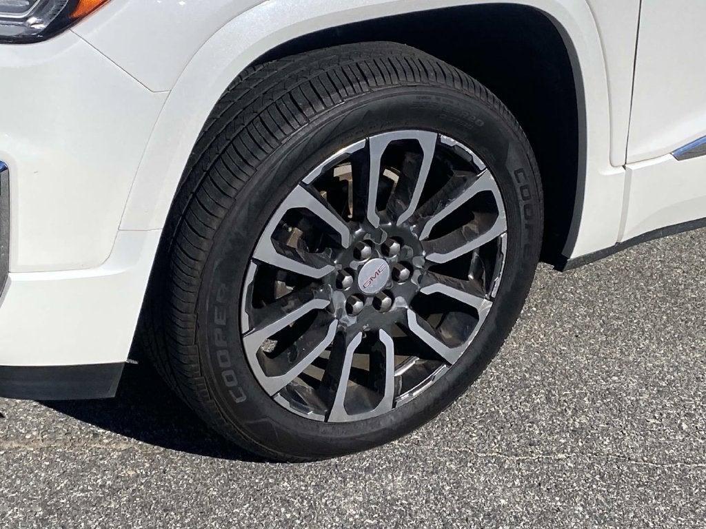 2020 GMC Acadia Denali