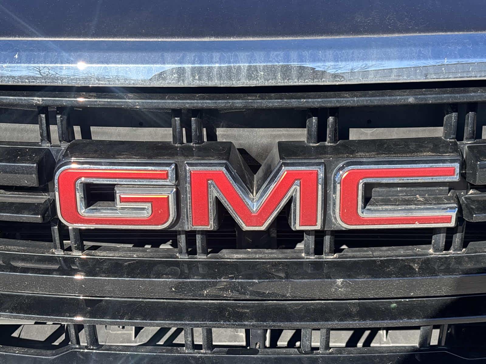 2023 GMC Yukon SLE
