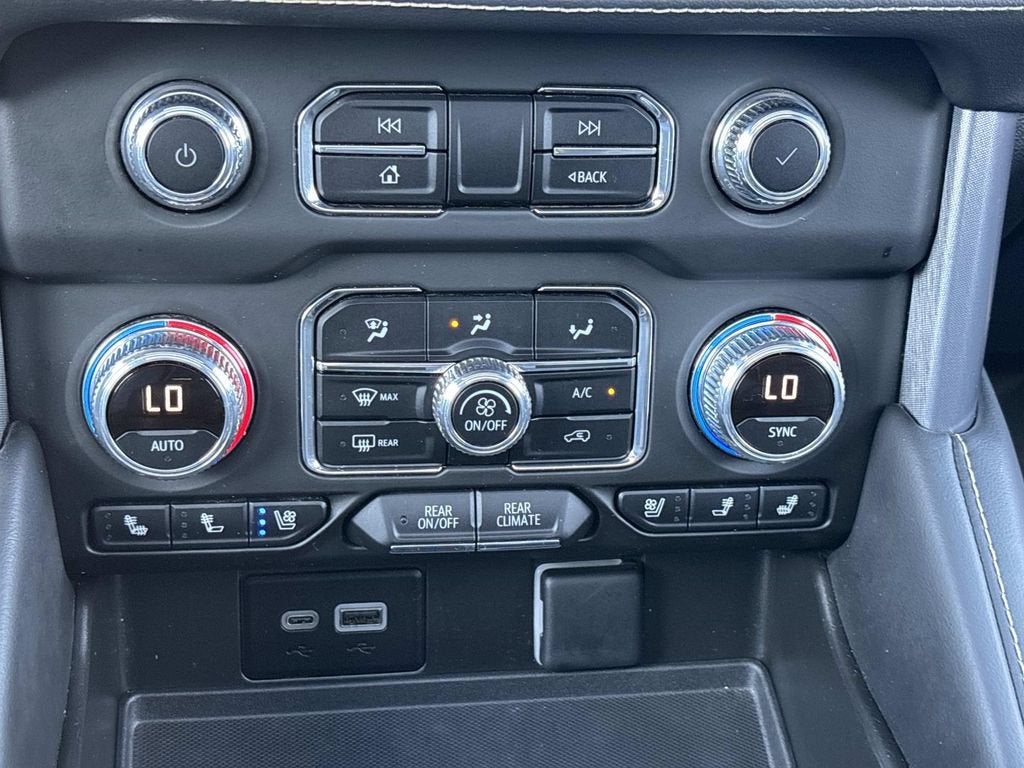 2024 GMC Yukon SLT