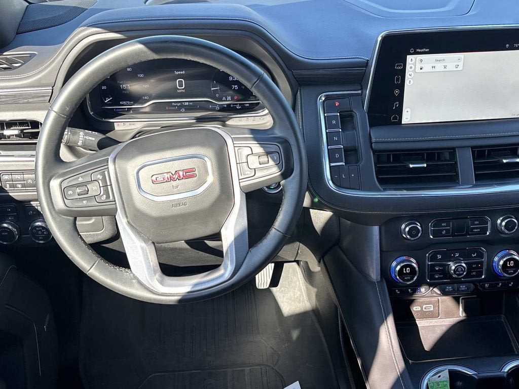 2024 GMC Yukon SLT