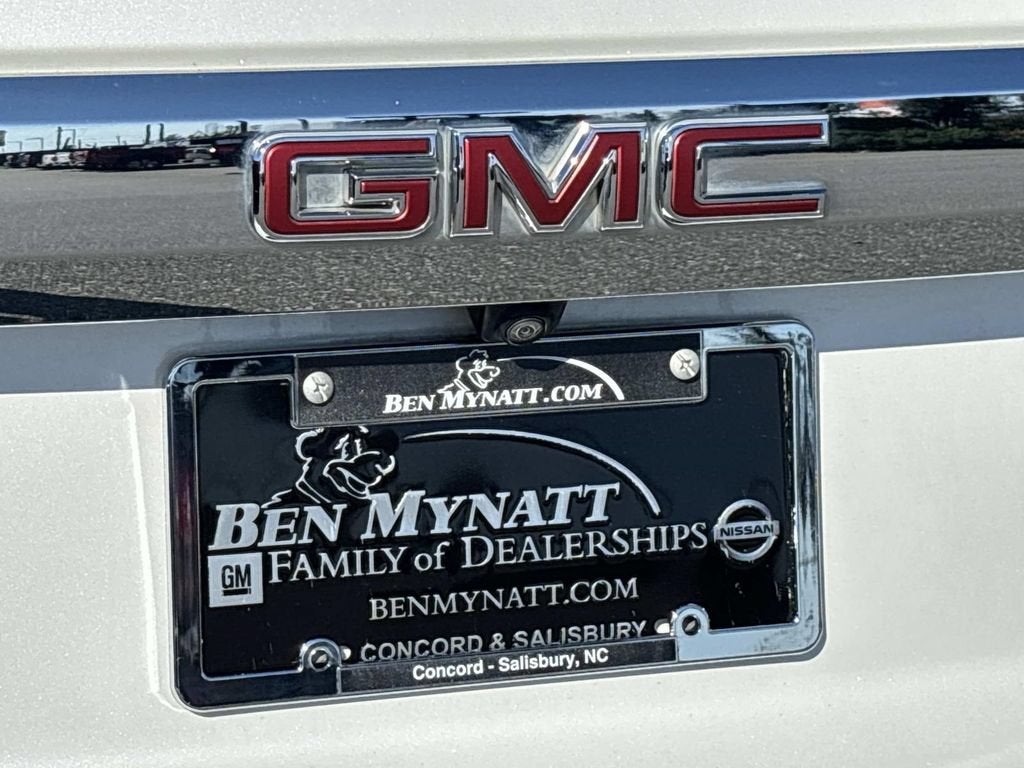 2024 GMC Yukon SLT