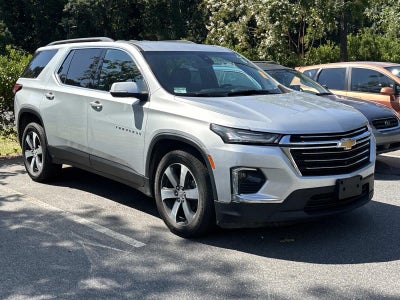 2022 Chevrolet Traverse LT Leather