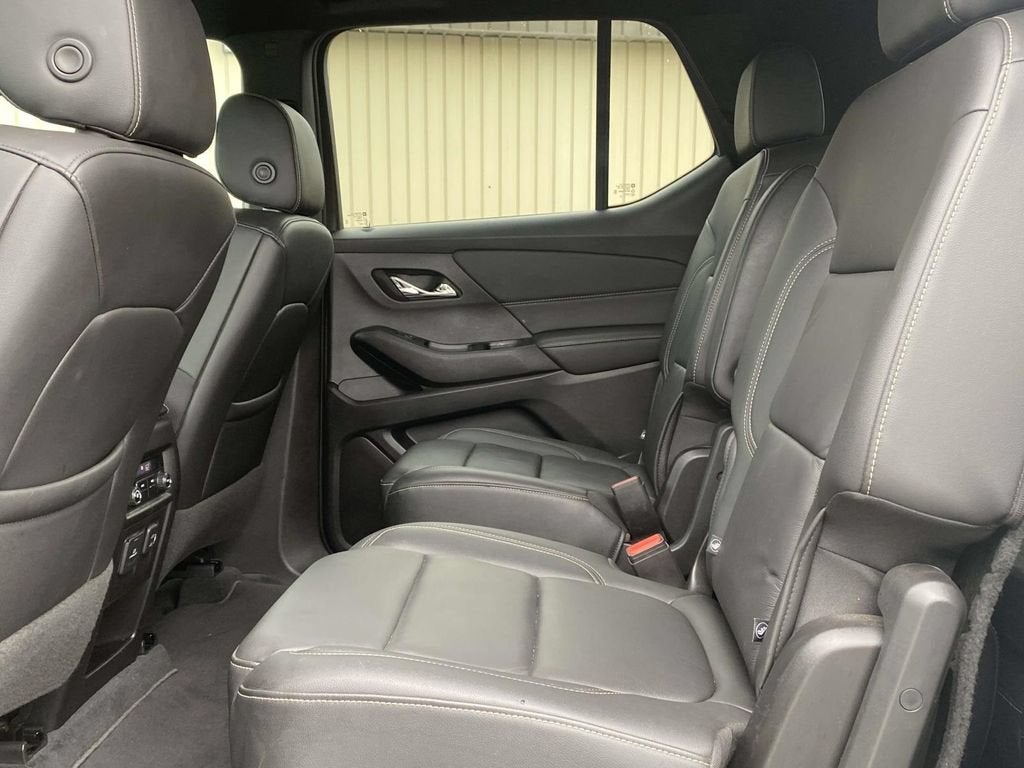 2022 Chevrolet Traverse LT Leather