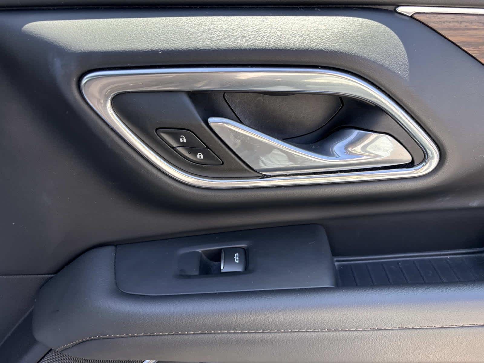 2023 Chevrolet Suburban High Country