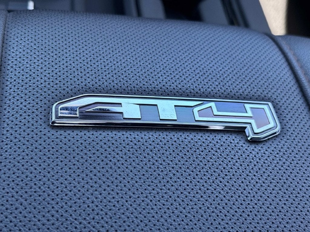 2024 GMC Sierra 2500 HD AT4