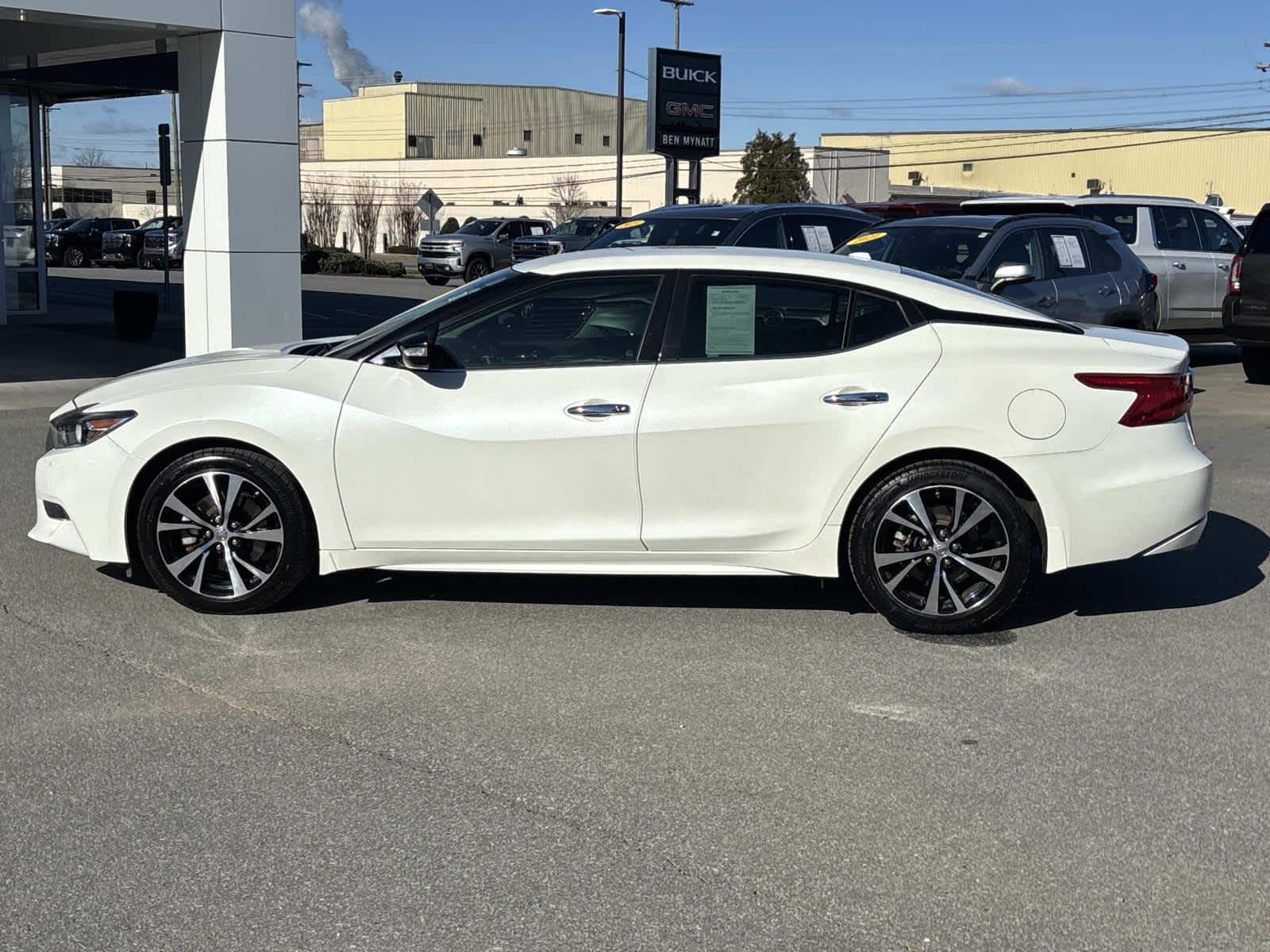 2018 Nissan Maxima SV