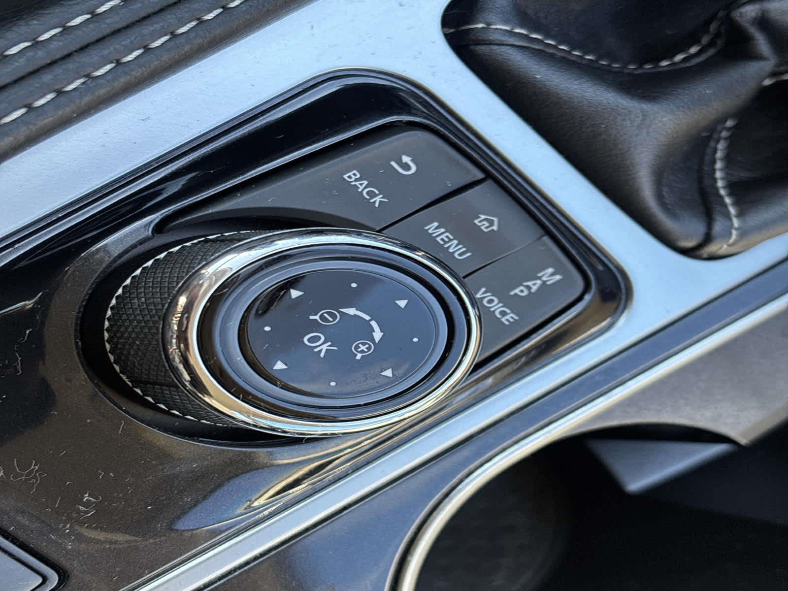 2018 Nissan Maxima SV