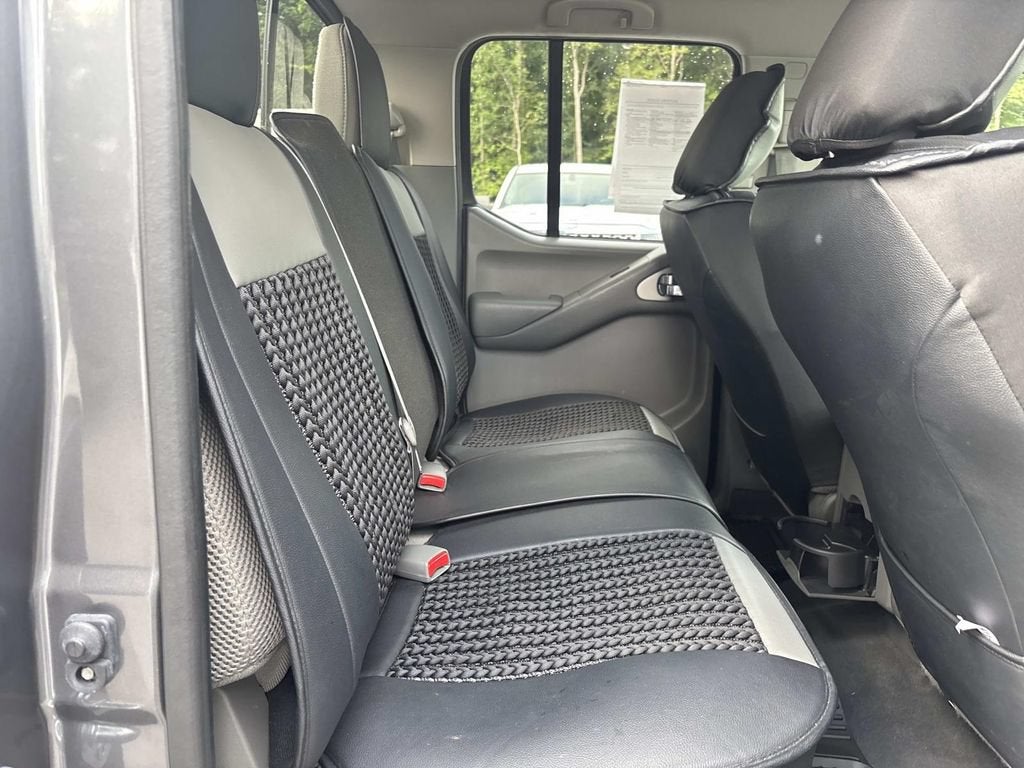 2021 Nissan Frontier SV