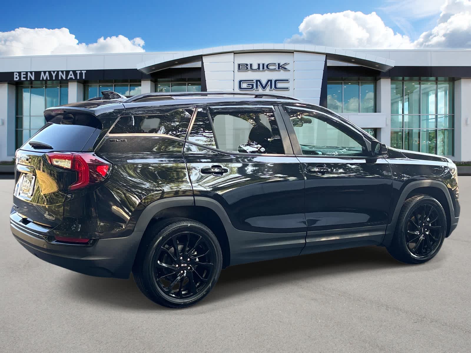 2023 GMC Terrain SLE