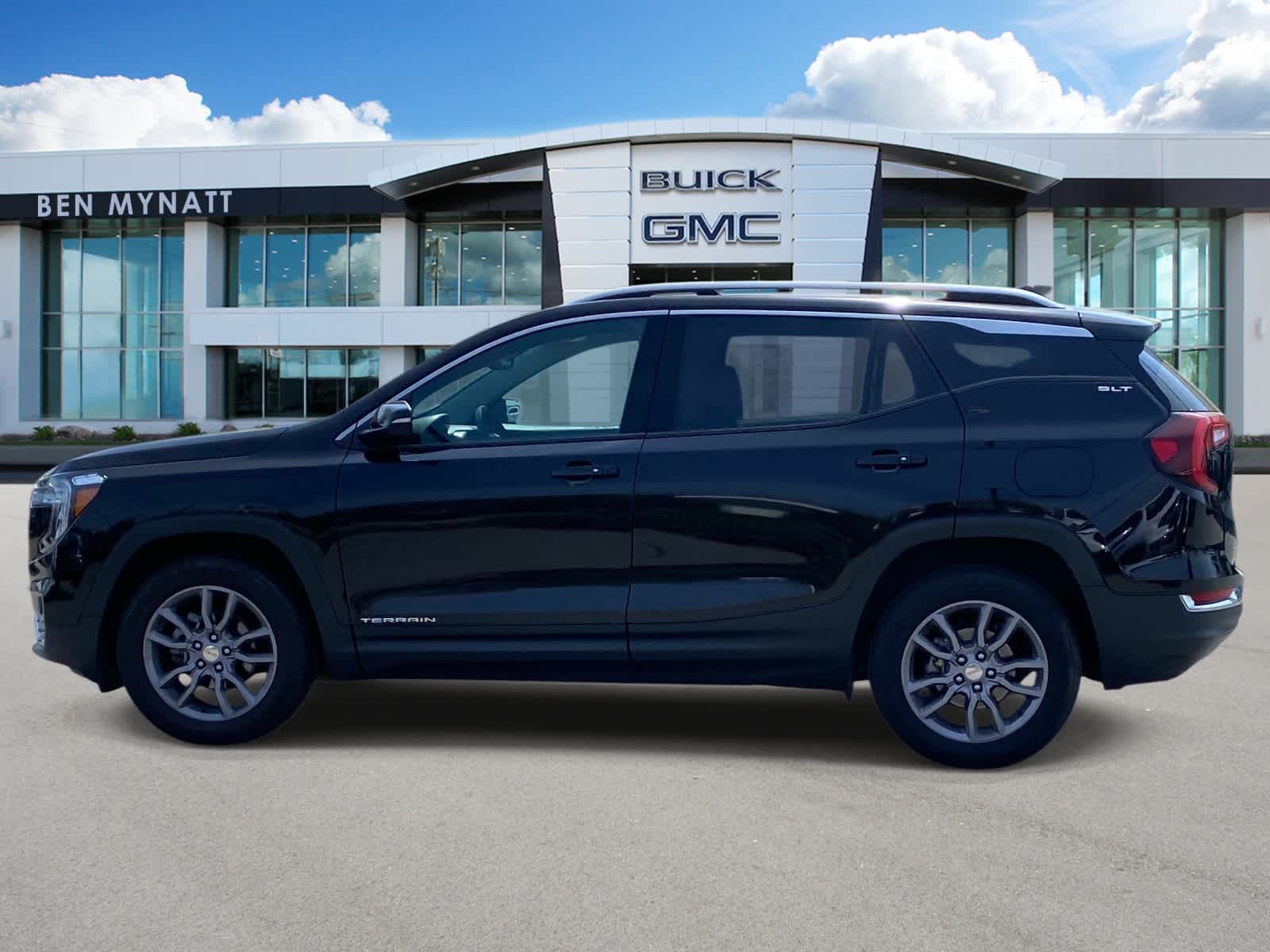 2024 GMC Terrain SLT