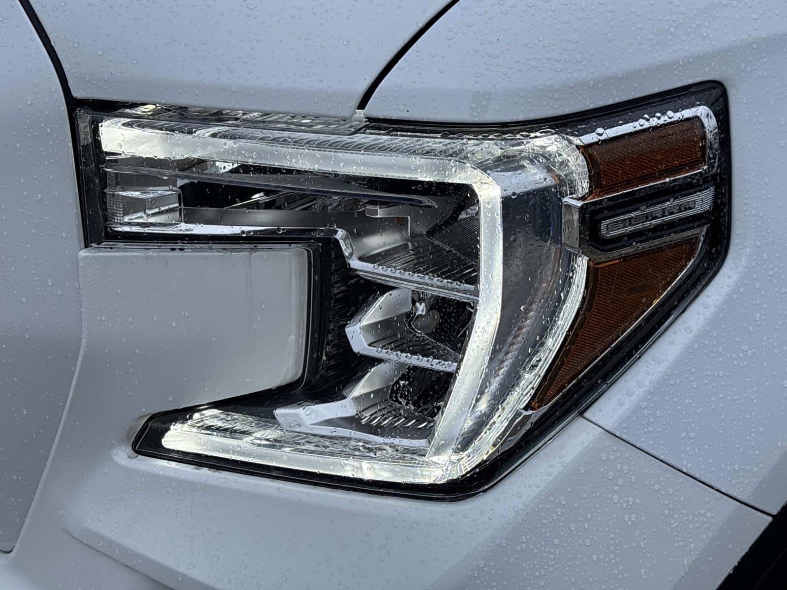 2022 GMC Sierra 1500 Limited Elevation