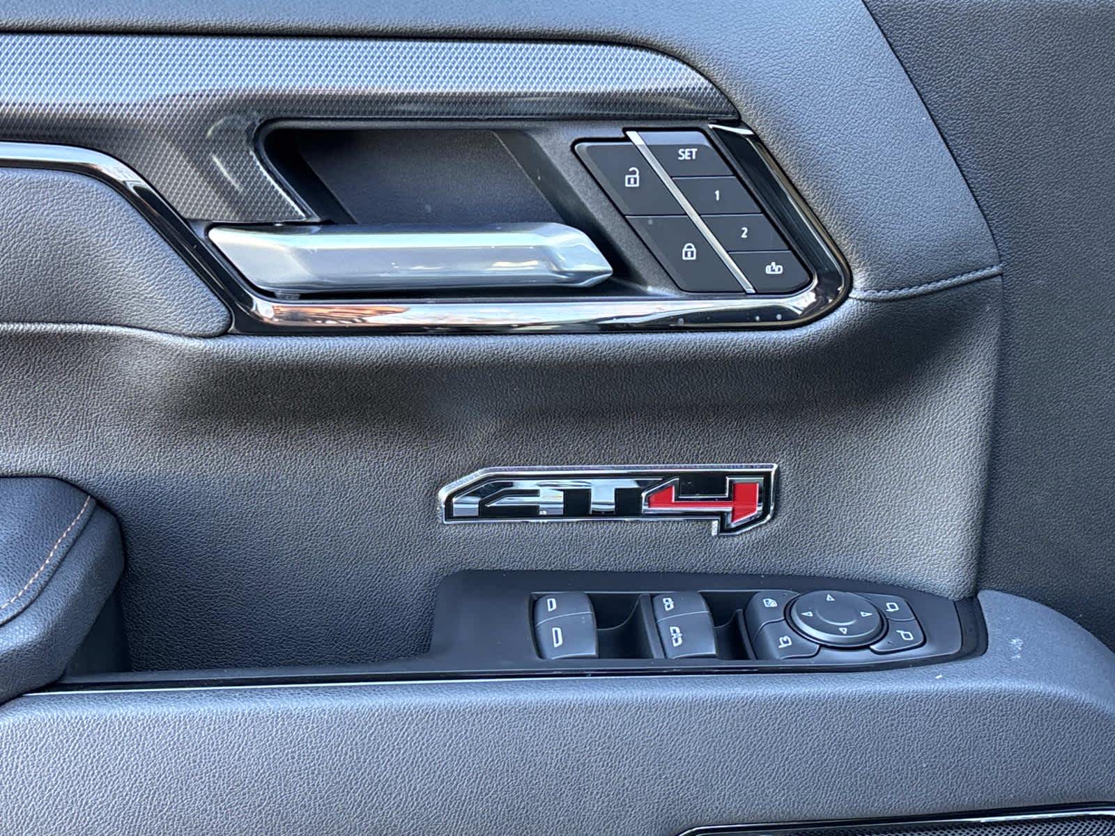 2025 GMC Sierra 1500 AT4