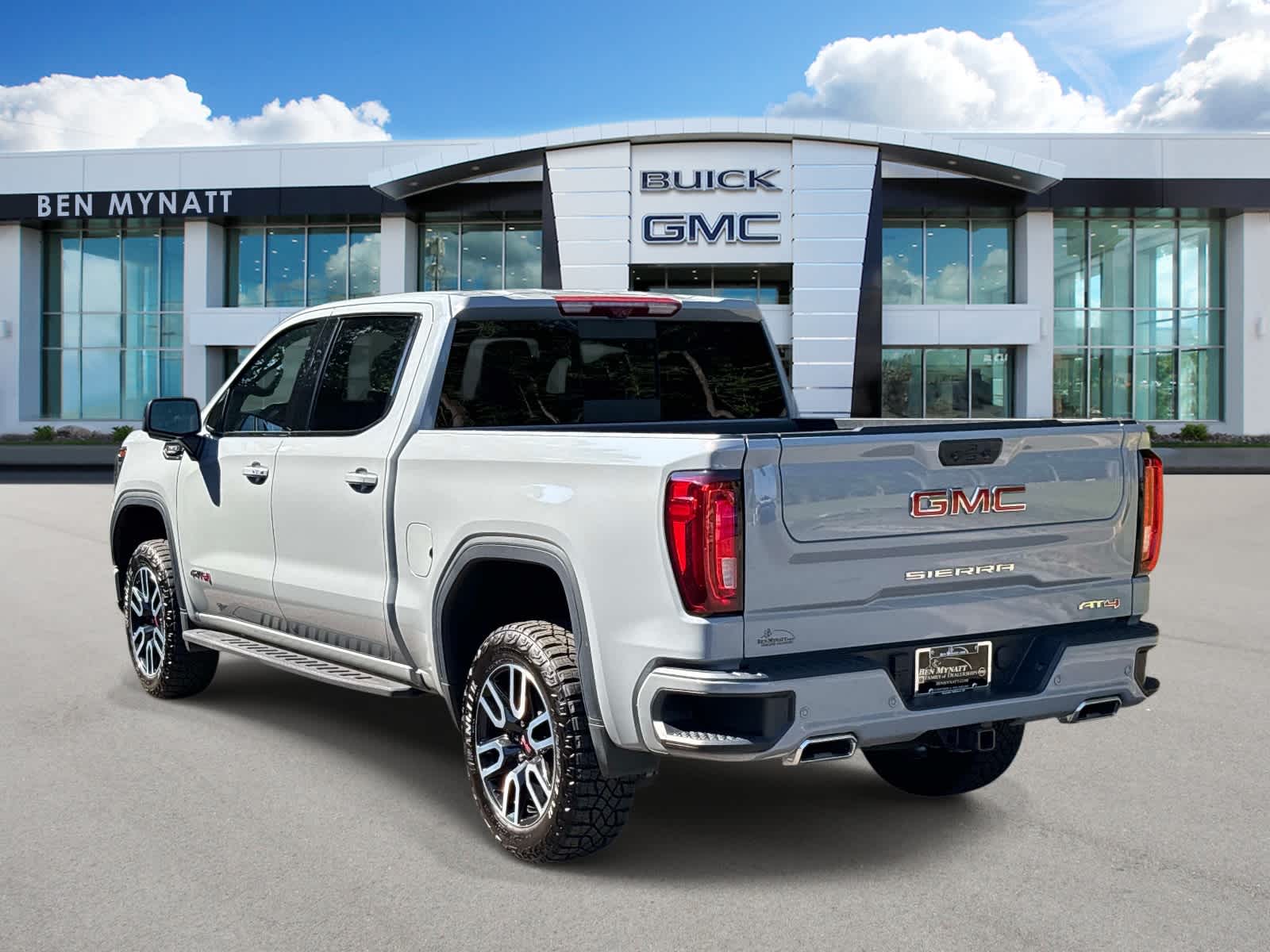 2024 GMC Sierra 1500 AT4
