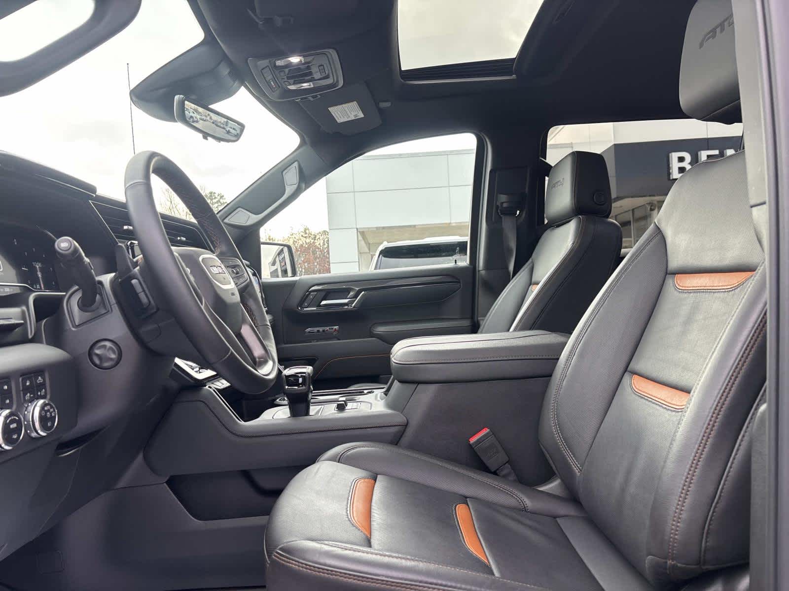 2025 GMC Sierra 1500 AT4