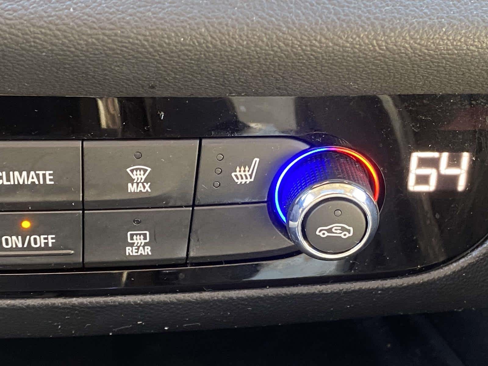 2020 Buick Enclave Essence