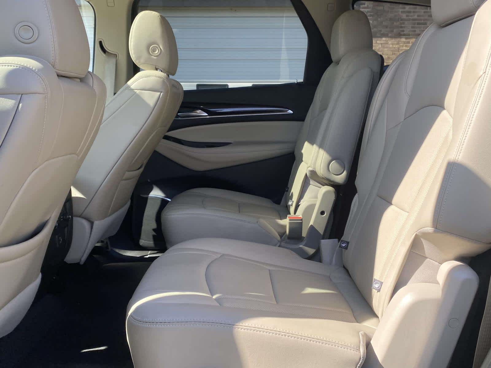 2020 Buick Enclave Essence