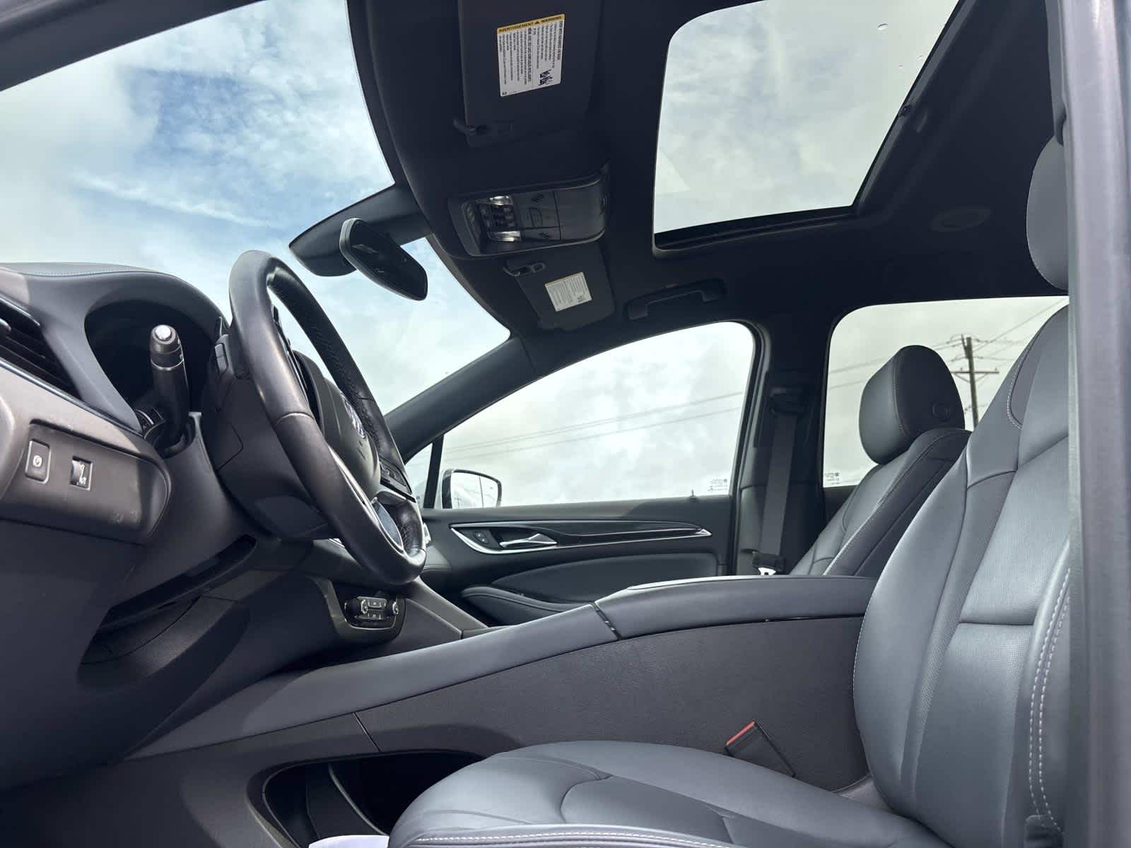 2023 Buick Enclave Essence