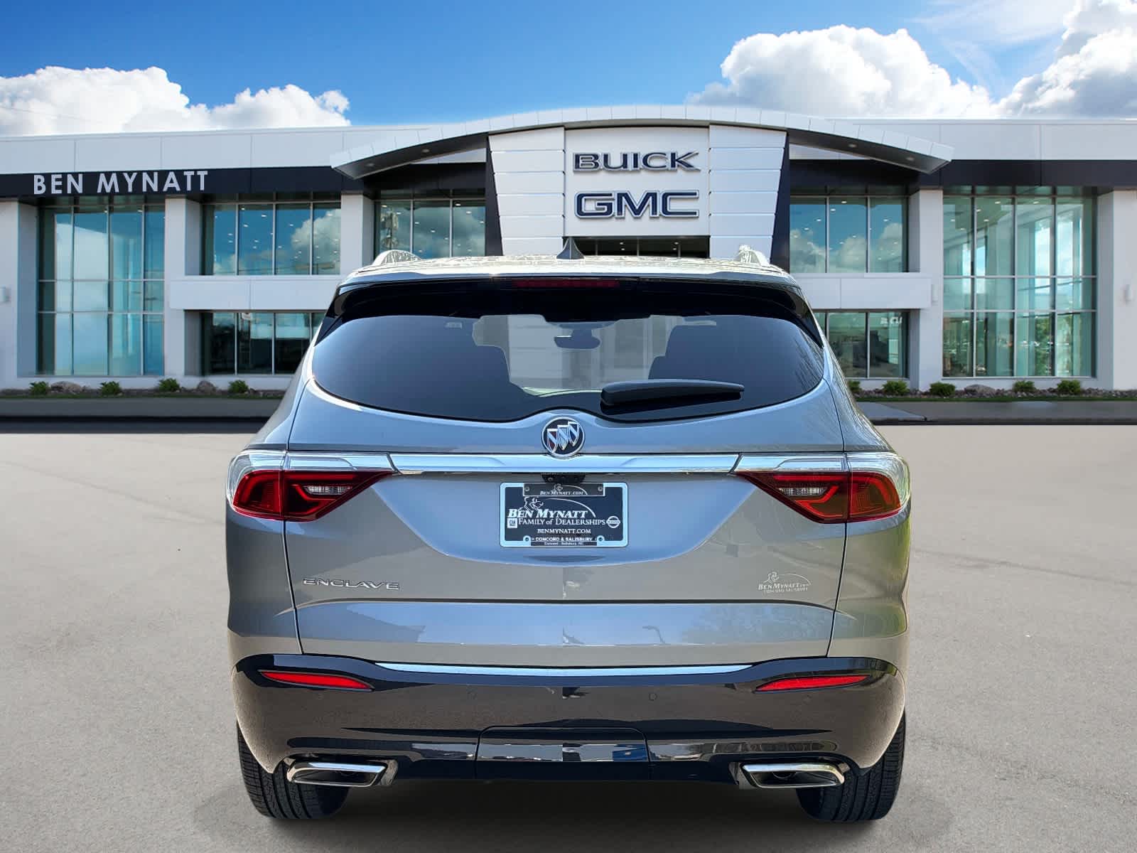 2024 Buick Enclave Essence