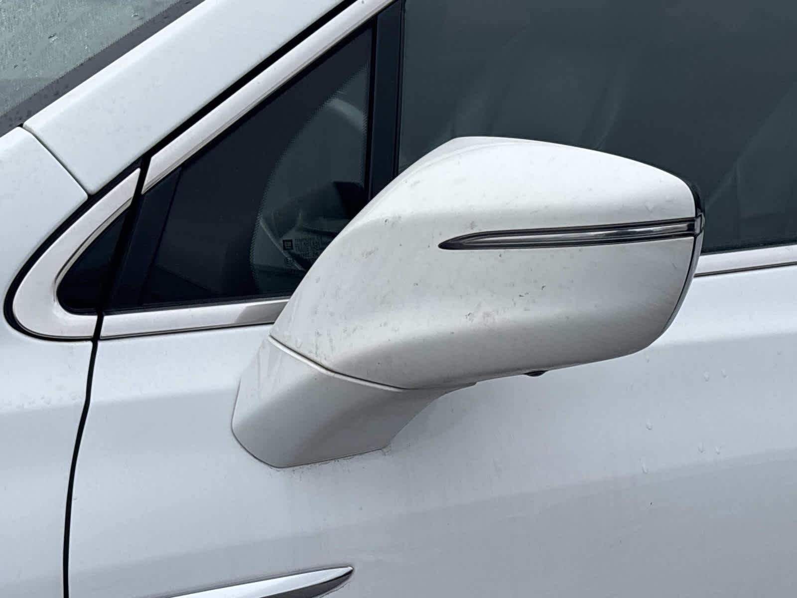 2022 Buick Enclave Essence