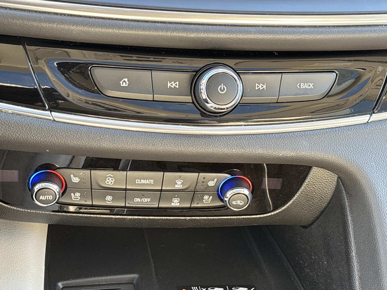 2022 Buick Enclave Avenir