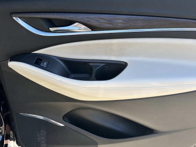 2022 Buick Enclave Avenir