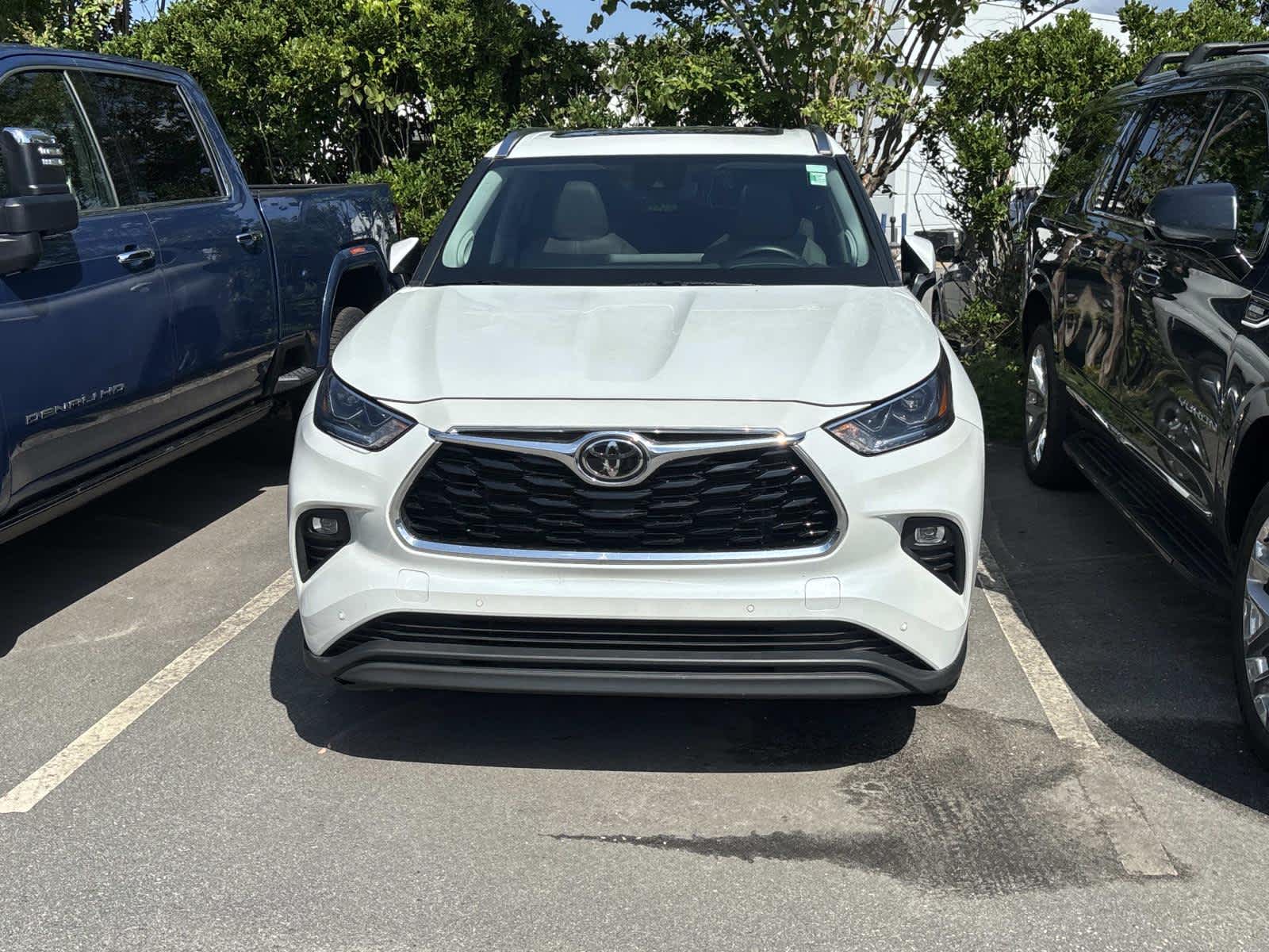 2023 Toyota Highlander L