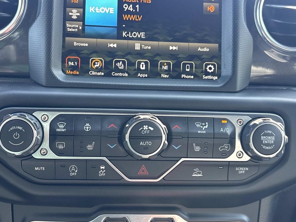 2022 Jeep Wrangler Unlimited Sahara Altitude