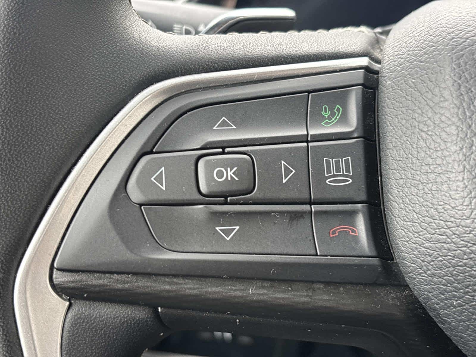 2023 Jeep Grand Cherokee L Laredo