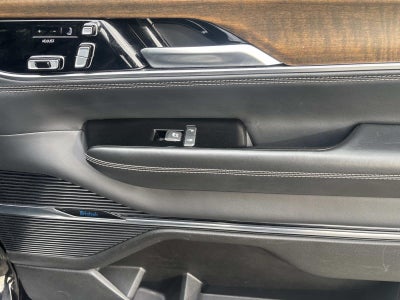 2024 Jeep Grand Wagoneer L 4DR 4WD