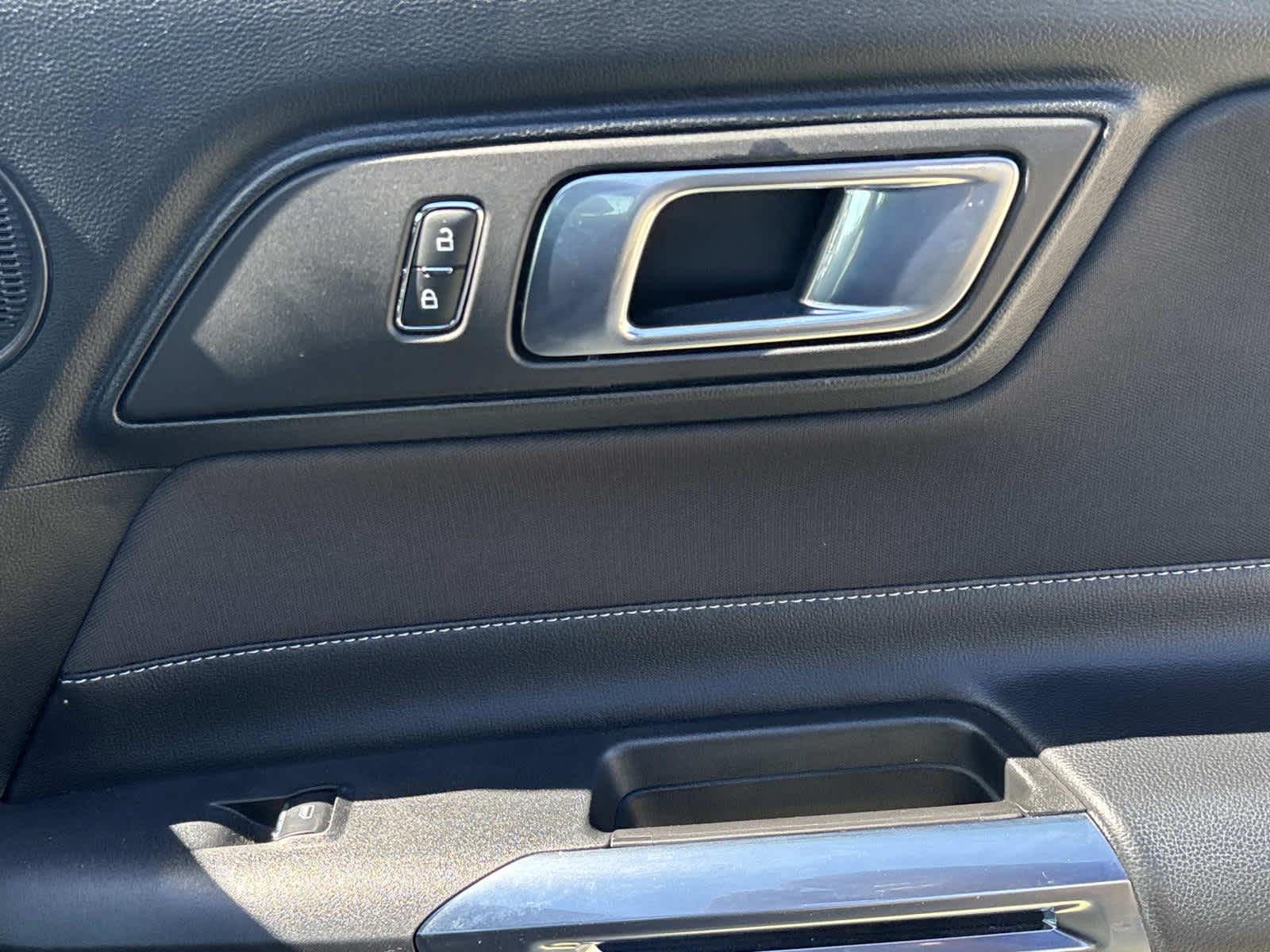 2022 Ford Mustang Mach 1