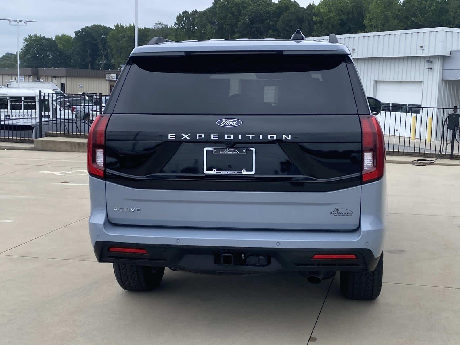 2025 Ford Expedition Active