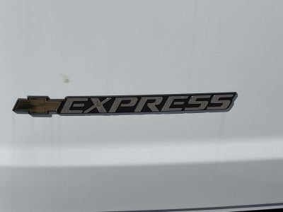 2025 Chevrolet Express Cutaway 3500 1WT