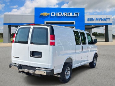 2025 Chevrolet Express Cutaway 3500 1WT