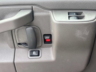 2025 Chevrolet Express Cutaway 3500 1WT