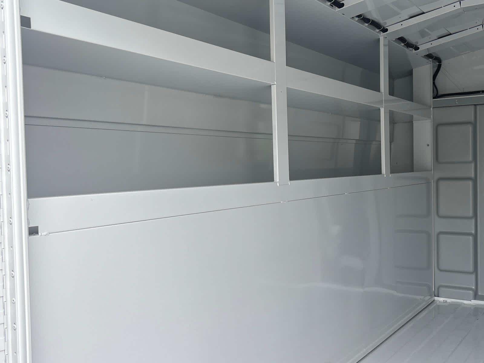 2025 Chevrolet Express Cutaway 3500 1WT