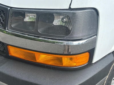 2025 Chevrolet Express Cutaway 3500 1WT