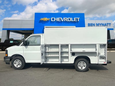 2025 Chevrolet Express Cutaway 3500 1WT