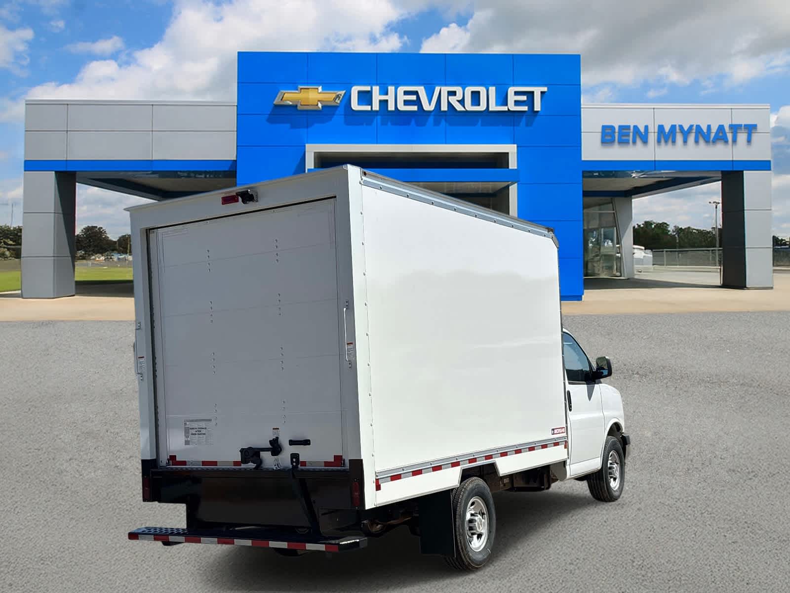 2025 Chevrolet Express Cutaway 3500 1WT