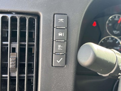 2025 Chevrolet Express Cutaway 3500 1WT