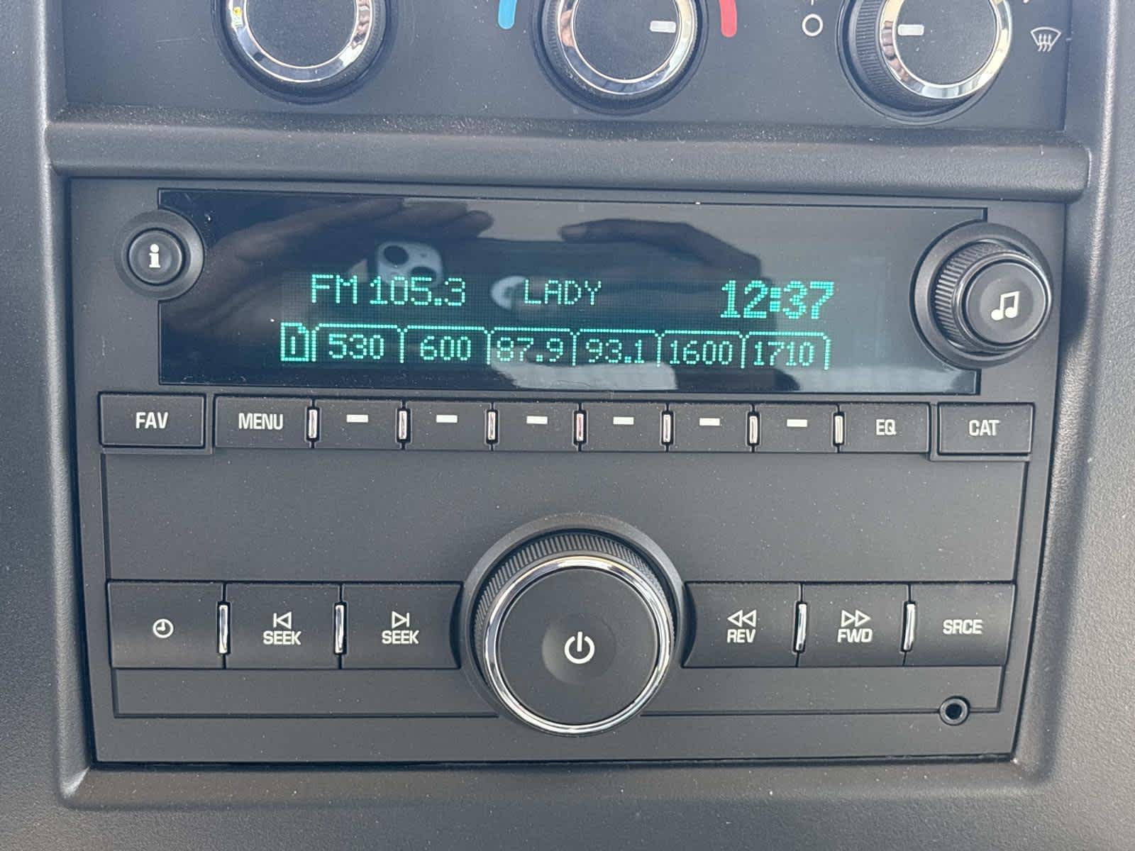 2025 Chevrolet Express Cutaway 3500 1WT