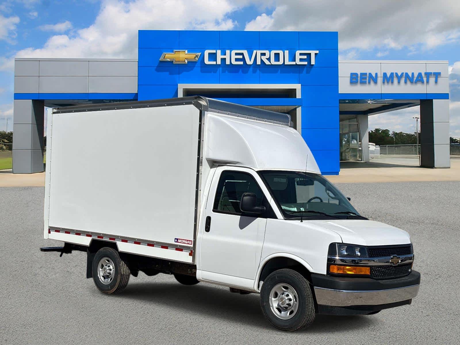 2025 Chevrolet Express Cutaway 3500 1WT