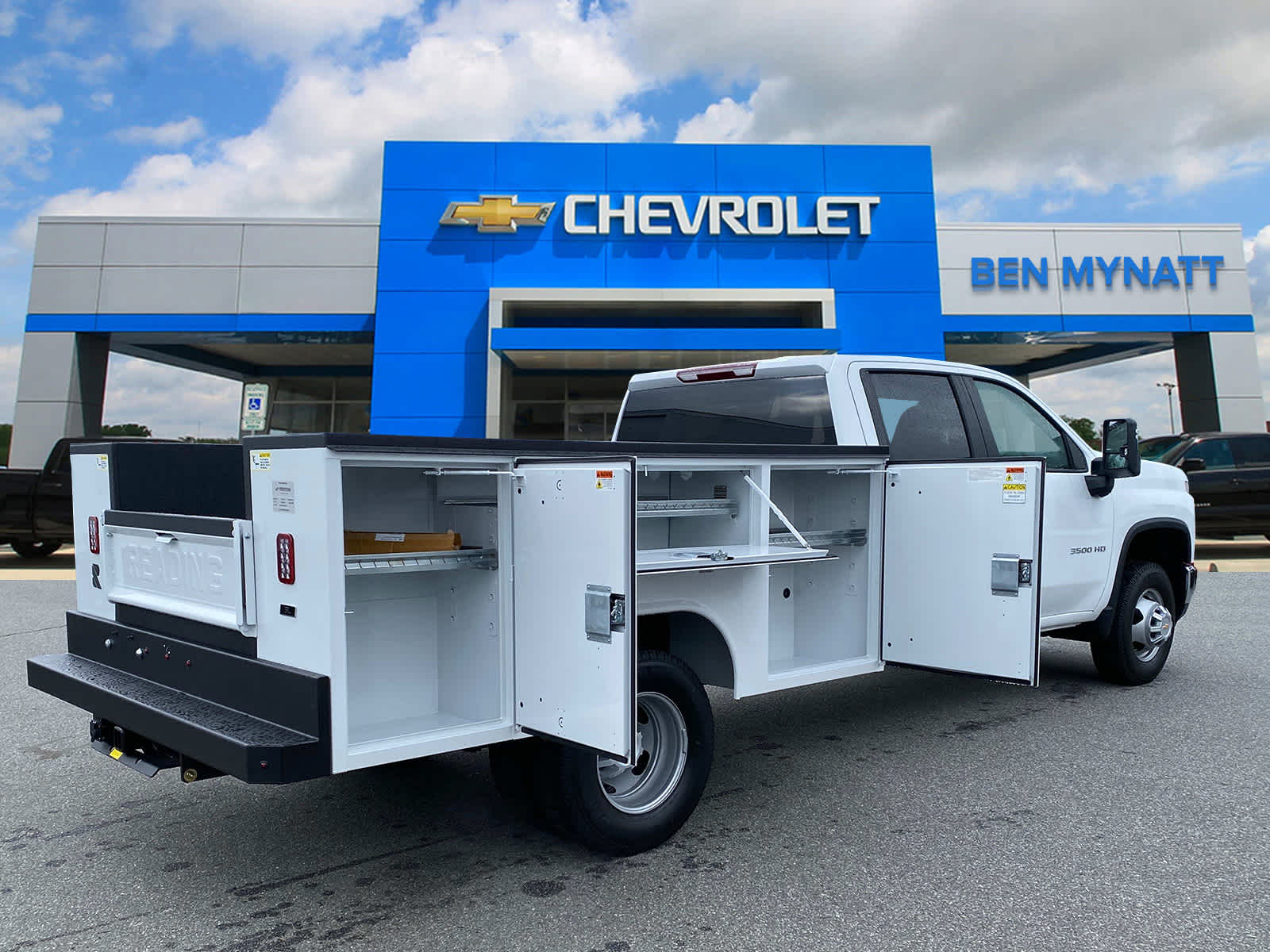 2025 Chevrolet Silverado 3500 HD Chassis Cab Work Truck