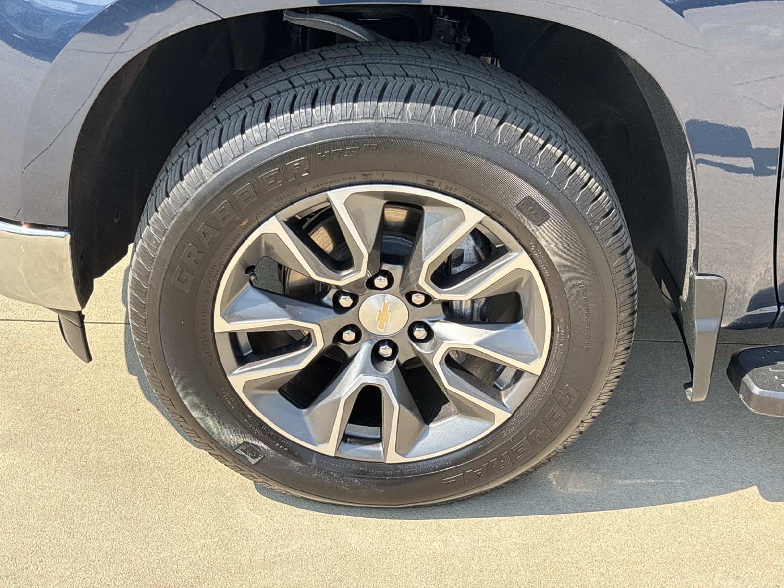 2023 Chevrolet Silverado 1500 LT (2FL)