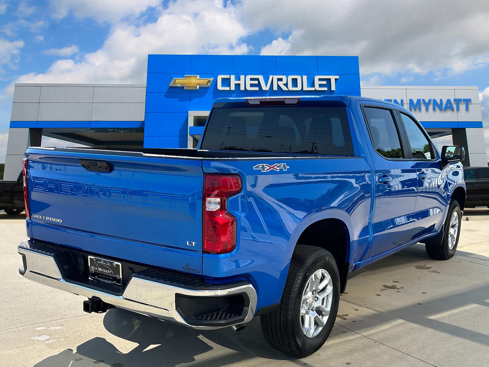 2025 Chevrolet Silverado 1500 LT