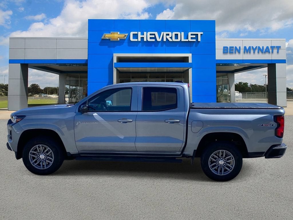 2025 Chevrolet Colorado WT/LT