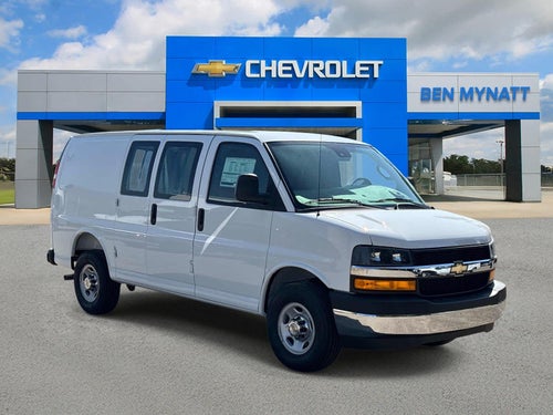 2026 Chevrolet Express Cargo WT