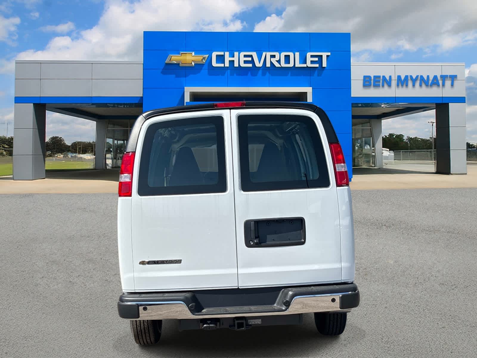 2026 Chevrolet Express Cargo WT